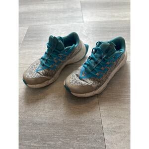 Under Armour Tin Petrol Blue Speckled Scramjet 5GS Size 5Y